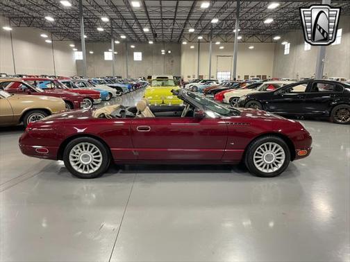 2004 Ford Thunderbird Base