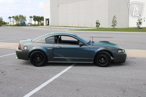 2003 Ford Mustang Mach I