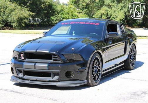 2013 Ford Shelby GT500 Base