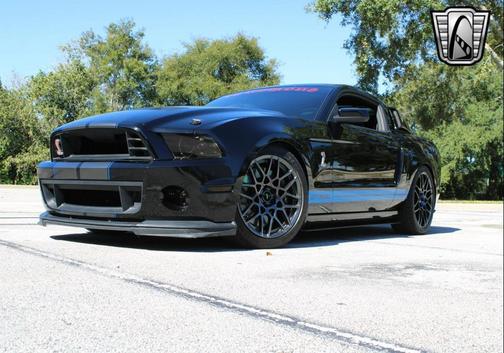 2013 Ford Shelby GT500 Base