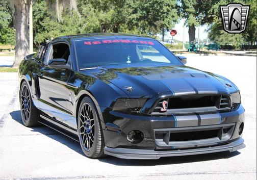 2013 Ford Shelby GT500 Base