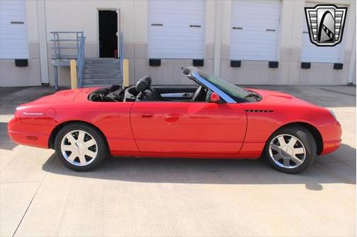 2002 Ford Thunderbird Base