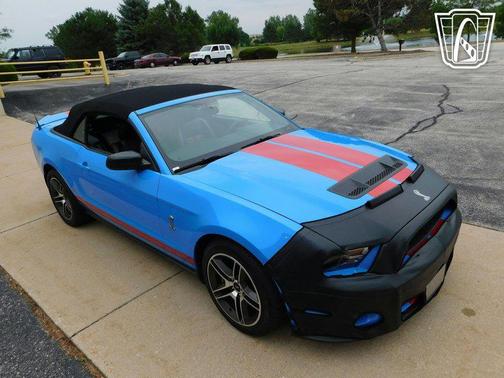 2010 Ford Shelby GT500 Base