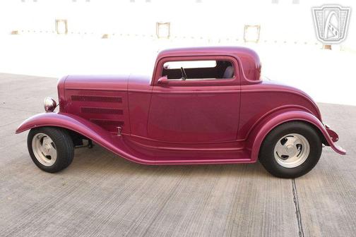 1932 Ford Roadster 