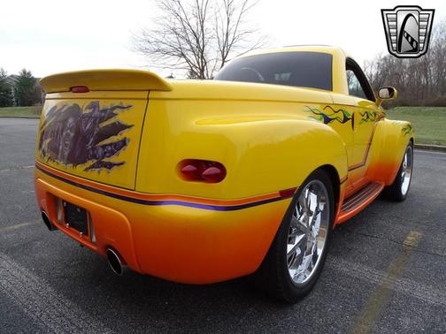 2004 Chevrolet SSR Custom