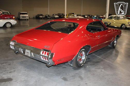 1972 Oldsmobile Cutlass 