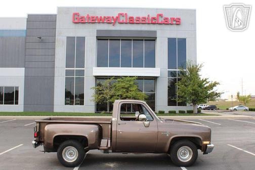 1986 Chevrolet Pickup Truck Base