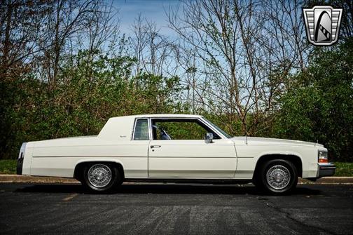 1984 Cadillac DeVille Base