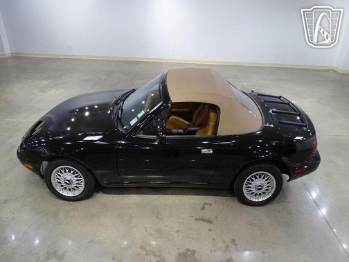 1992 Mazda MX-5 Miata 