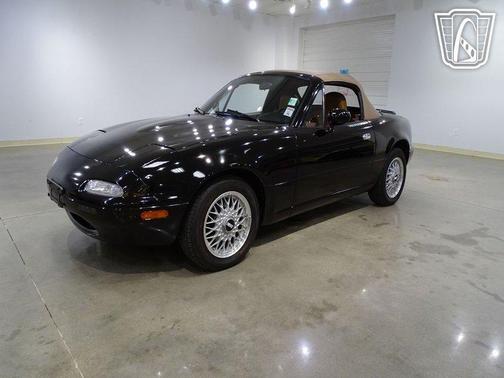 1992 Mazda MX-5 Miata 