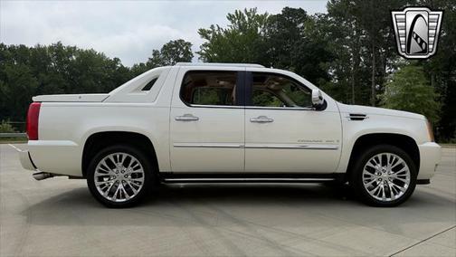 2009 Cadillac Escalade EXT Base