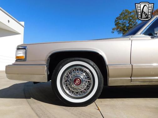1991 Cadillac Brougham DElegance