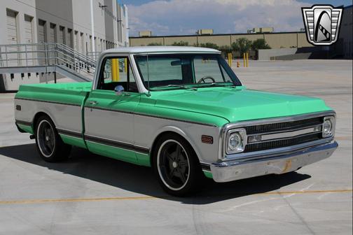 1969 Chevrolet C10/K10 Base