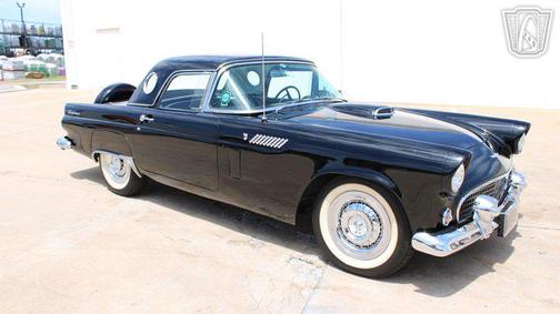 BLACK 1956 Ford Thunderbird Base