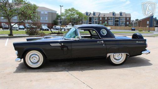 BLACK 1956 Ford Thunderbird Base