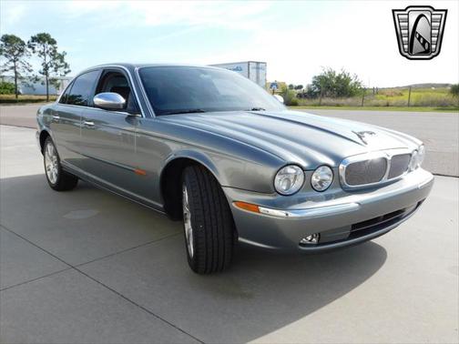 2004 Jaguar XJ Vanden Plas