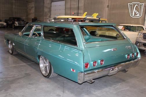 1968 Chevrolet Impala Base