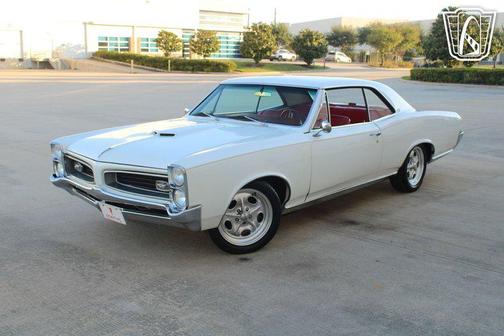1966 Pontiac LeMans 