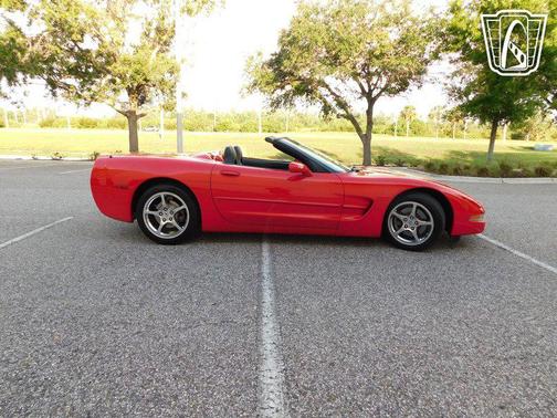 2004 Chevrolet Corvette Base