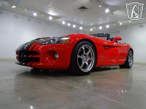2003 Dodge Viper SRT10