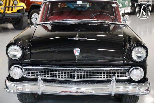 1955 Ford Fairlane 