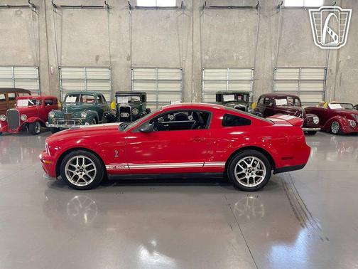 2007 Ford Shelby GT500 Base