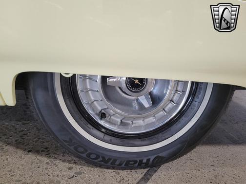 1963 Ford Thunderbird Base