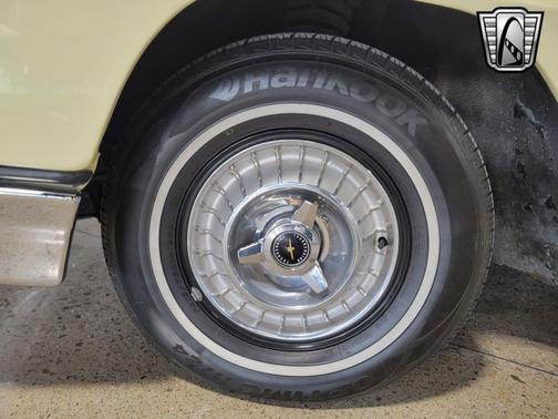 1963 Ford Thunderbird Base