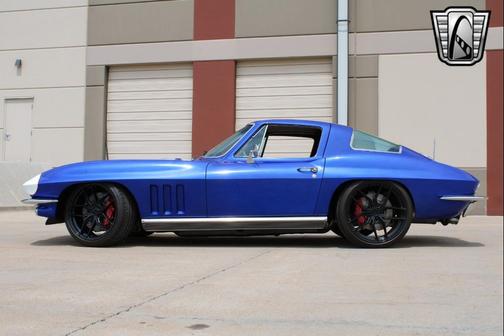 1966 Chevrolet Corvette Base