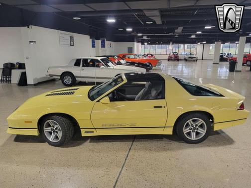 1987 Chevrolet Camaro Base