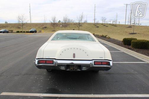 1972 Lincoln Mark IV 