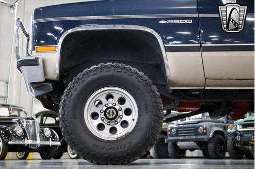 1985 Chevrolet Suburban 2500