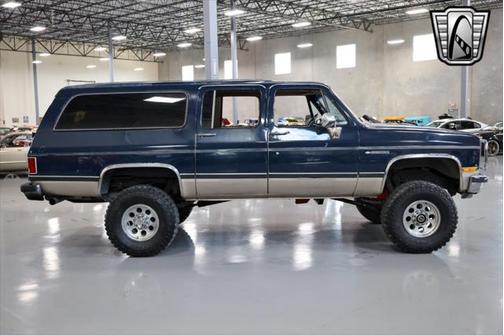 1985 Chevrolet Suburban 2500