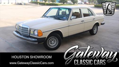1985 Mercedes-Benz E-Class