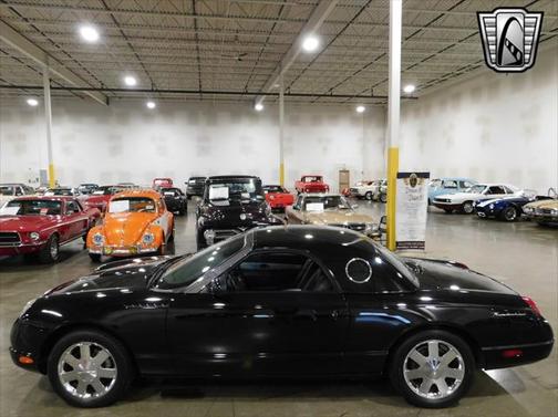 2002 Ford Thunderbird Base