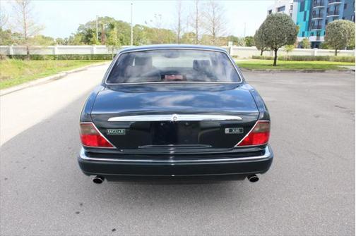 1997 Jaguar XJ Base