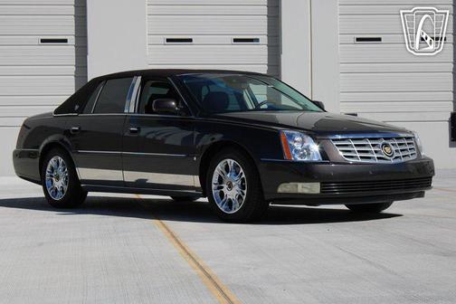 2008 Cadillac DTS Base