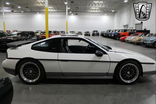 1987 Pontiac Fiero