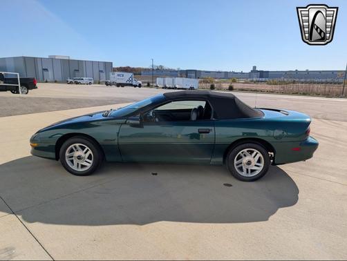 1996 Chevrolet Camaro Base