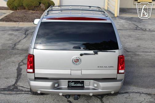 2005 Cadillac Escalade Base