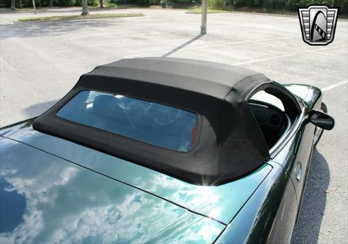 2001 Chevrolet Corvette Base