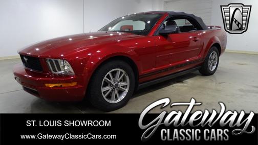 2005 Ford Mustang Base