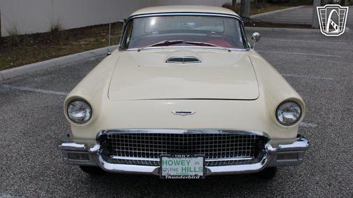 Cream 1957 Ford Thunderbird Base