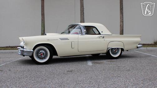 Cream 1957 Ford Thunderbird Base