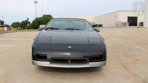 Black 1987 Pontiac Fiero GT