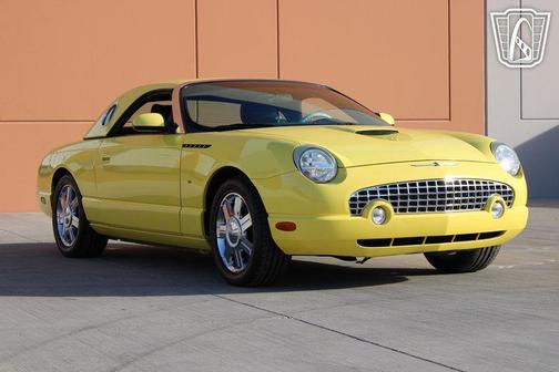 2004 Ford Thunderbird Base