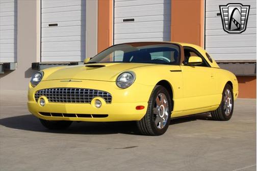 2004 Ford Thunderbird Base