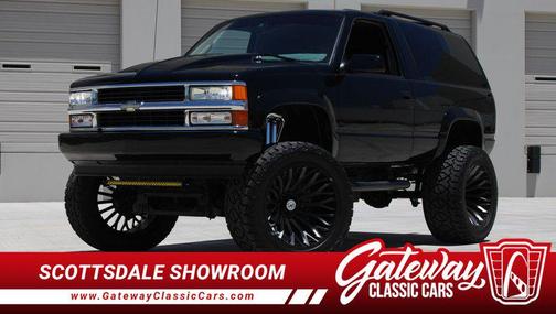 BLACK 1996 Chevrolet Tahoe LT