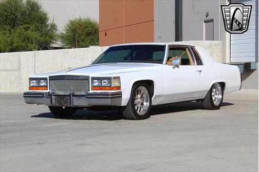 1982 Cadillac DeVille Base