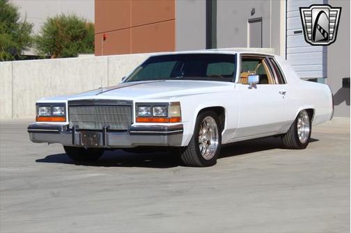 1982 Cadillac DeVille Base